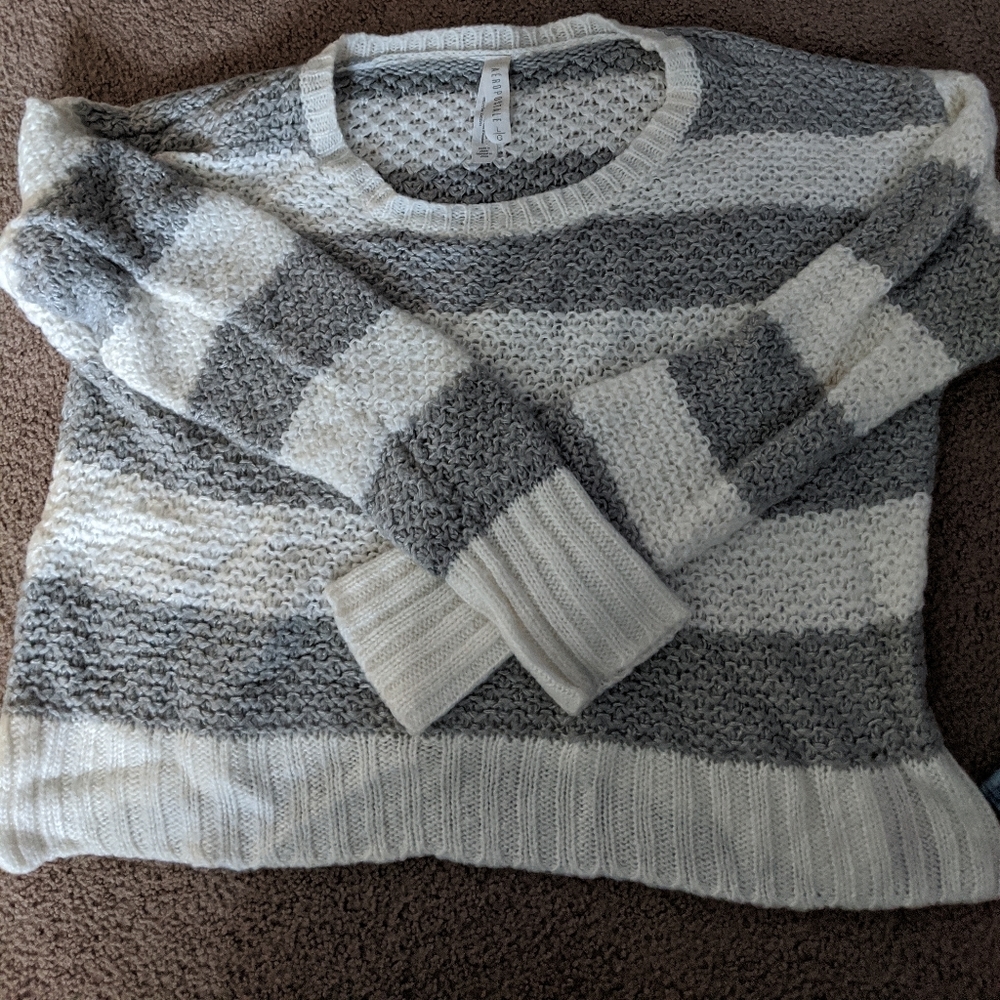 Aeropostale sweater